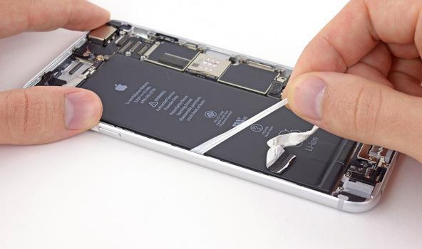 Apple iPhone Battery Repair Center in delhi
